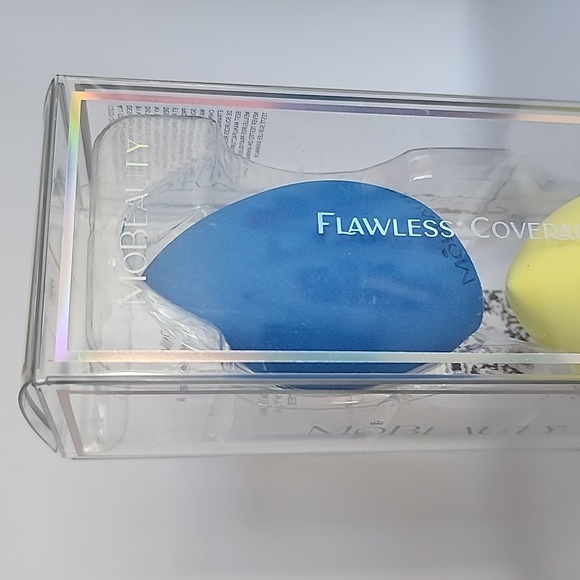 MoBeauty Flawless Coverage Blender Sponge Duo - Picture 3 of 6